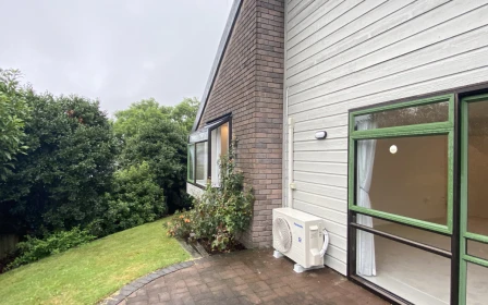 greenwood-park-metlifecare-villa-with-a-private-outdoor-patio-46888