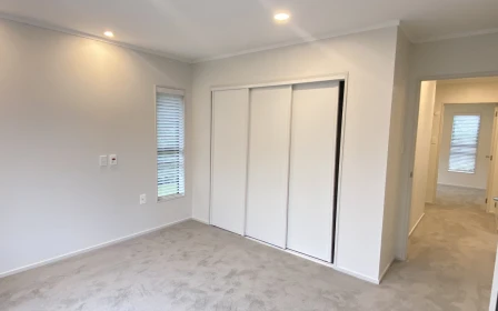 greenwood-park-metlifecare-villa-with-a-private-outdoor-patio-46890