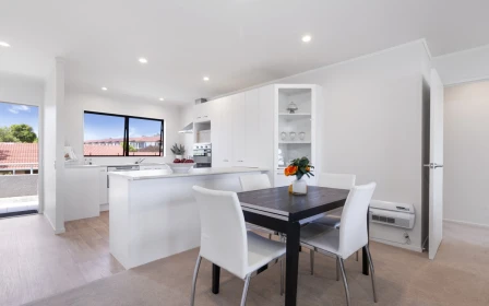 hibiscus-coast-village-metlifecare-sitting-on-top-of-the-world-copy-copy-42601