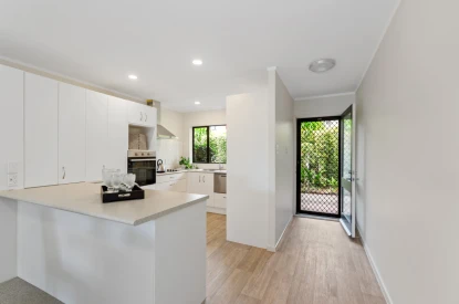 hillsborough-heights-metlifecare-gardens-sun-and-41971