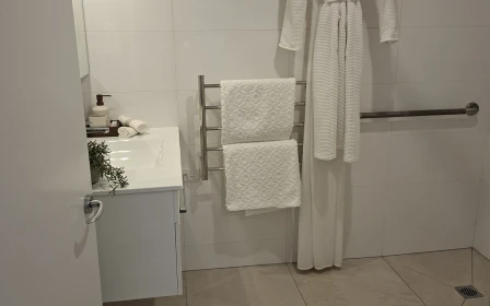 ilam-arvida-well-appointed-1-bedroom-apartment-53529