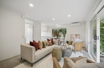 kapiti-village-metlifecare-stunningly-private-outdoor-living-44304