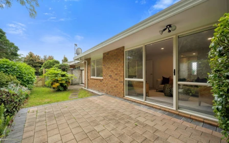 kapiti-village-metlifecare-stunningly-private-outdoor-living-44307