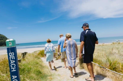 karaka-pines-waihi-beach-the-kestrel-an-entertainers-delight-54227