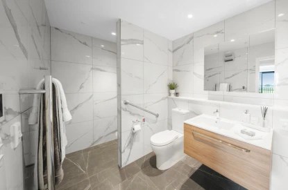 kevin-hickman-retirement-village-bowls-anyone-48120