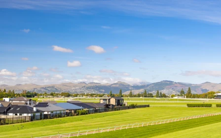 kevin-hickman-retirement-village-sun-space-views-43207