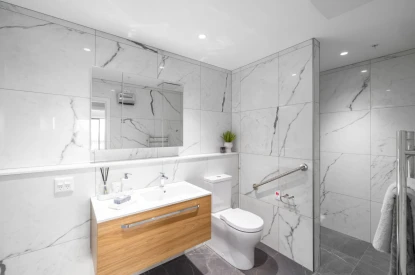 kevin-hickman-retirement-village-sunny-and-bright-41991