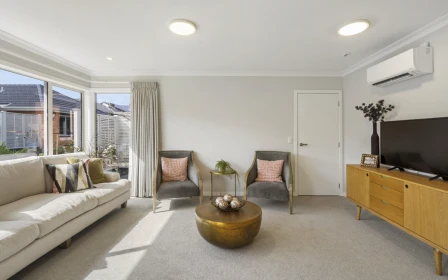 linda-jones-retirement-village-sunny-warm-43588