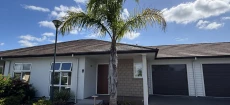 Bright 2-bed villa NW facing