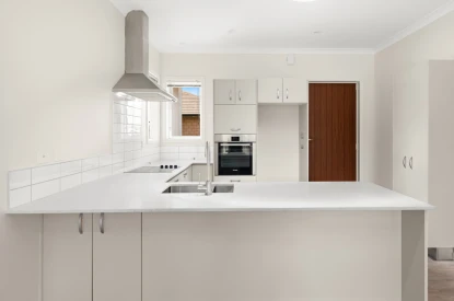 oakridge-villas-metlifecare-two-bedroom-villa-with-lovely-sunroom-38475