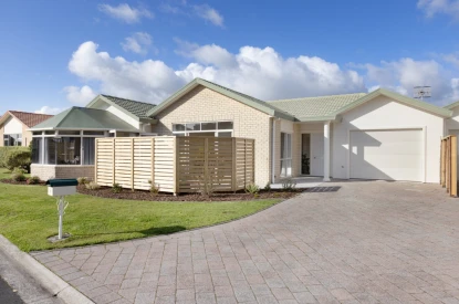 ocean-shores-arvida-sunny-two-bedroom-villa-copy-copy-43914