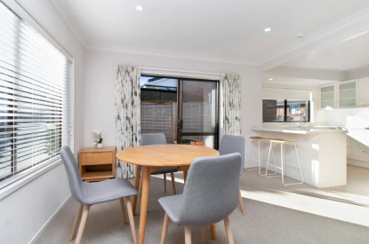 pakuranga-park-village-villas-2-bed-garage-conservatory-37411