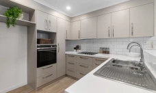 parkside-village-metlifecare-sun-filled-corner-living-48905