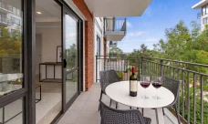 parkside-village-metlifecare-sun-filled-corner-living-48906