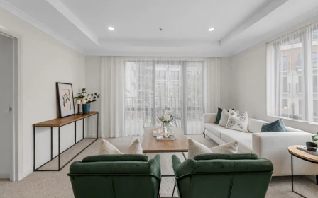 parkside-village-metlifecare-sun-filled-corner-living-48911