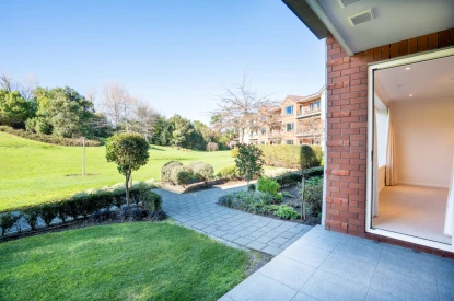 ryman-bruce-mclaren-retirement-village-private-garden-views-49156