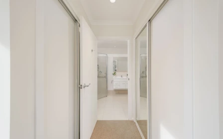 ryman-diana-isaac-retirement-village-sun-on-the-patio-55141