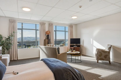 ryman-frances-hodgkins-retirement-village-sunrise-views-across-the-city-54836