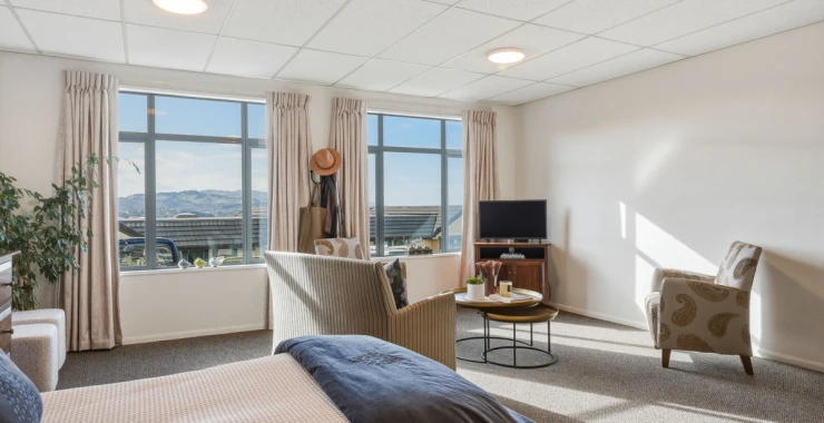 ryman-frances-hodgkins-retirement-village-sunrise-views-across-the-city-54836