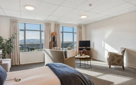 ryman-frances-hodgkins-retirement-village-sunrise-views-across-the-city-54836