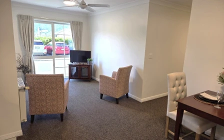 shona-mcfarlane-retirement-village-easy-living-43059