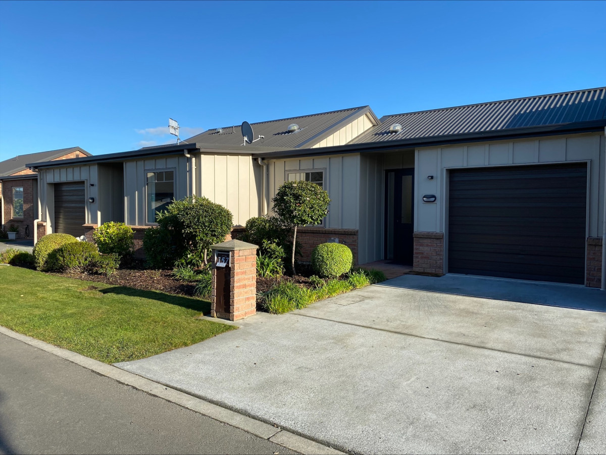 Stunning range of townhouses available! Summerset in the Orchard