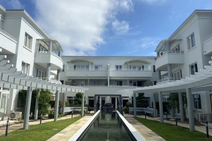 the-avenues-metlifecare-top-floor-2-bedroom-apartment-available-51975