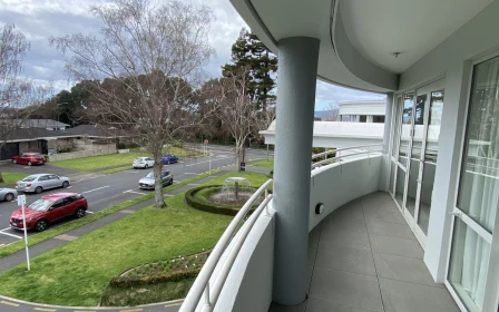 the-avenues-metlifecare-top-floor-penthouse-apartment-copy-copy-41954