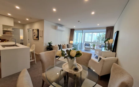 the-grove-orewa-entertainers-delight-41437