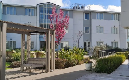 the-grove-orewa-pack-up-and-move-to-the-beach-pets-too-41116