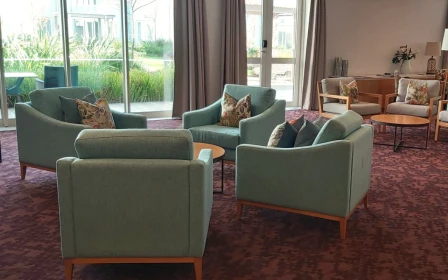 the-grove-orewa-pack-up-and-move-to-the-beach-pets-too-41121