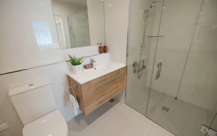 the-grove-orewa-two-bedrooms-space-sun-and-sea-peeps-41026