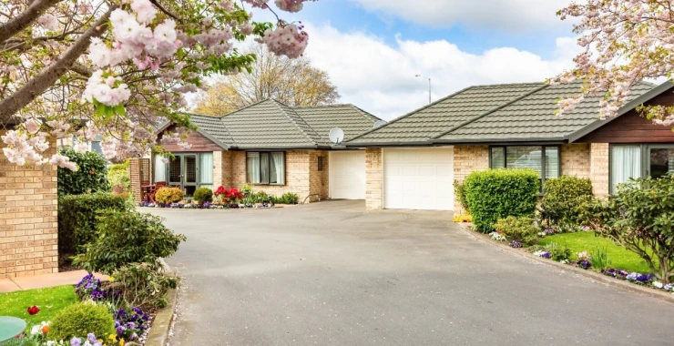 the-oaks-retirement-village-two-bedroom-villas-1