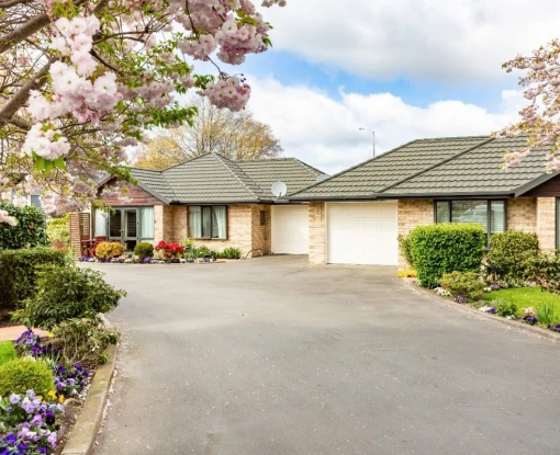 the-oaks-retirement-village-two-bedroom-villas-1