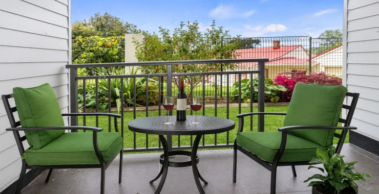 waitakere-gardens-metlifecare-sunny-warm-45866