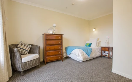 yvette-williams-retirement-village-quiet-comfort-45828